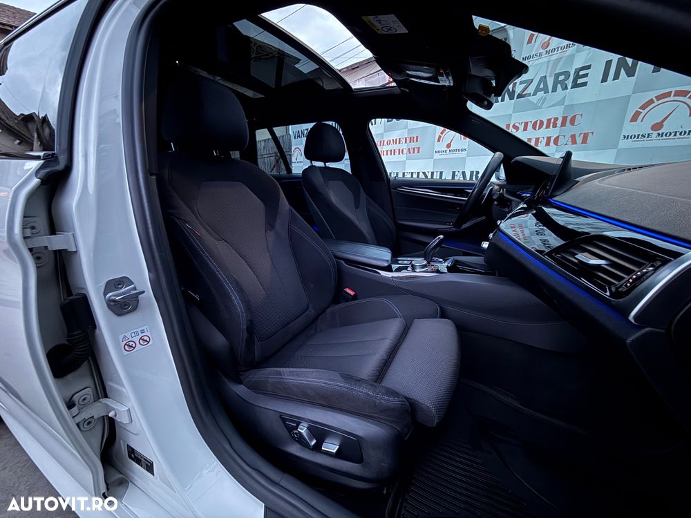 BMW Seria 5 530d xDrive AT - 12