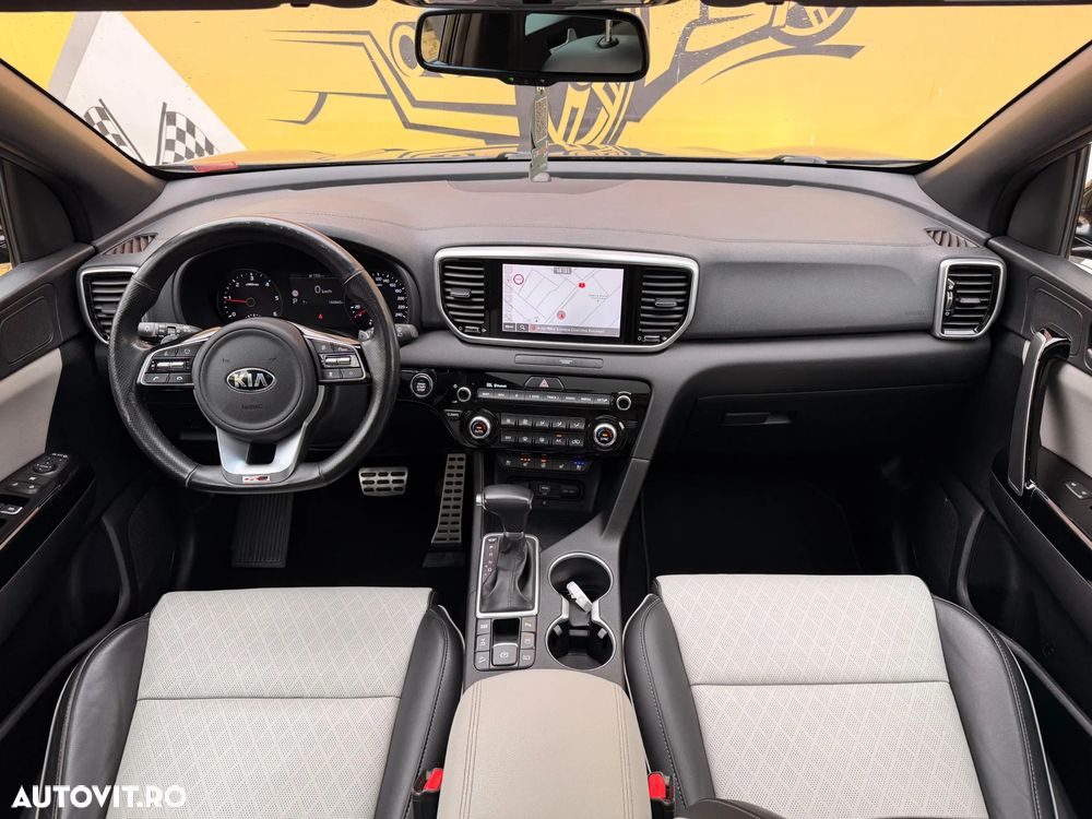 Kia Sportage 2.0 CRDI AWD Eco-Dynamics+ (48V M-H) Aut. GT LINE - 9