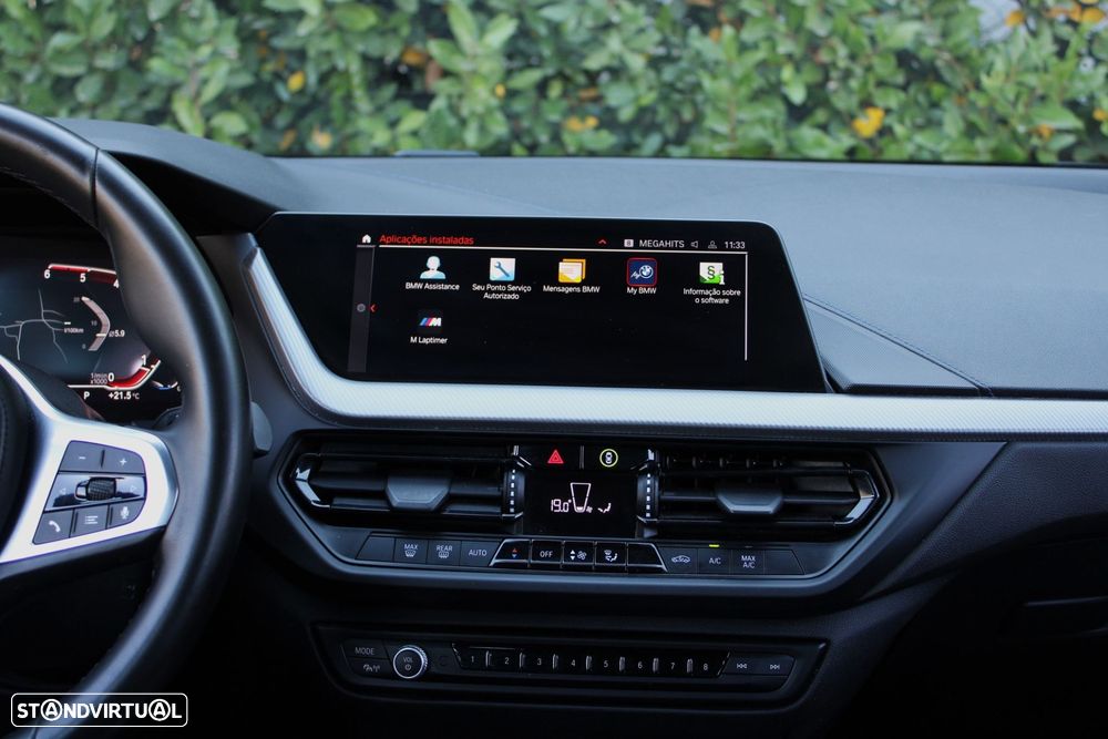 BMW 116 d Pack Desportivo M Auto - 38