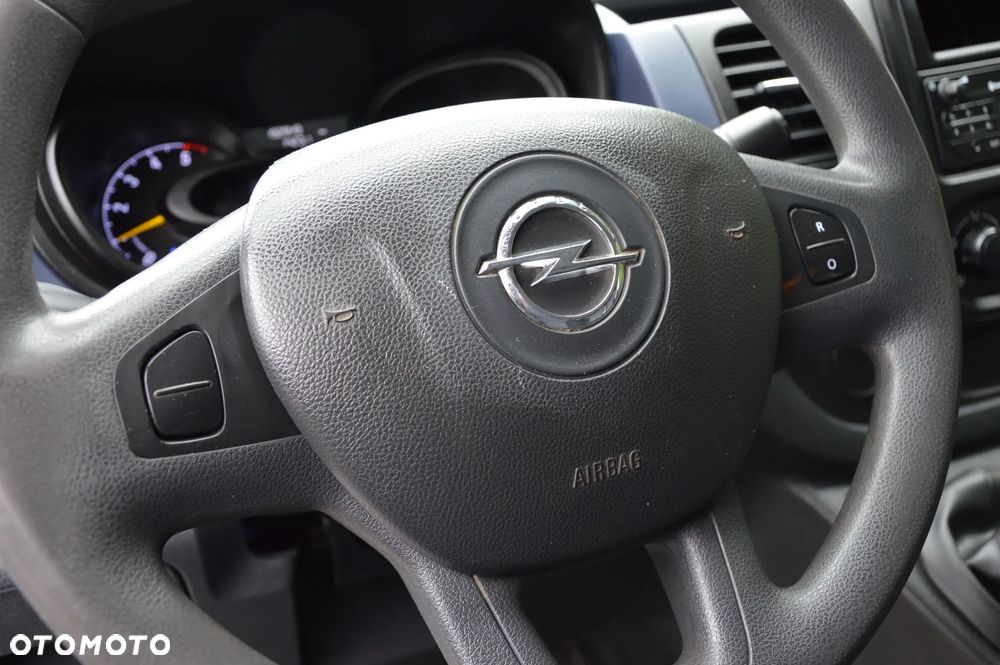 Opel Vivaro - 30