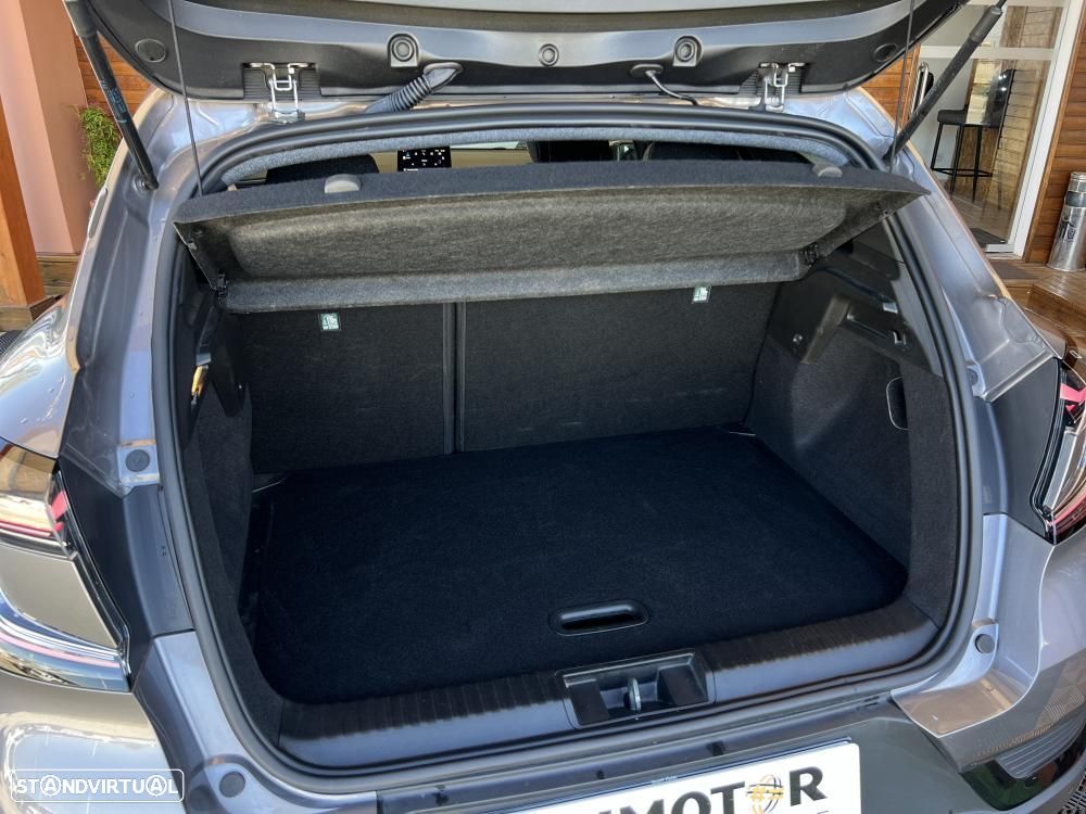 Renault Captur 1.0 TCe Techno Bi-Fuel - 17