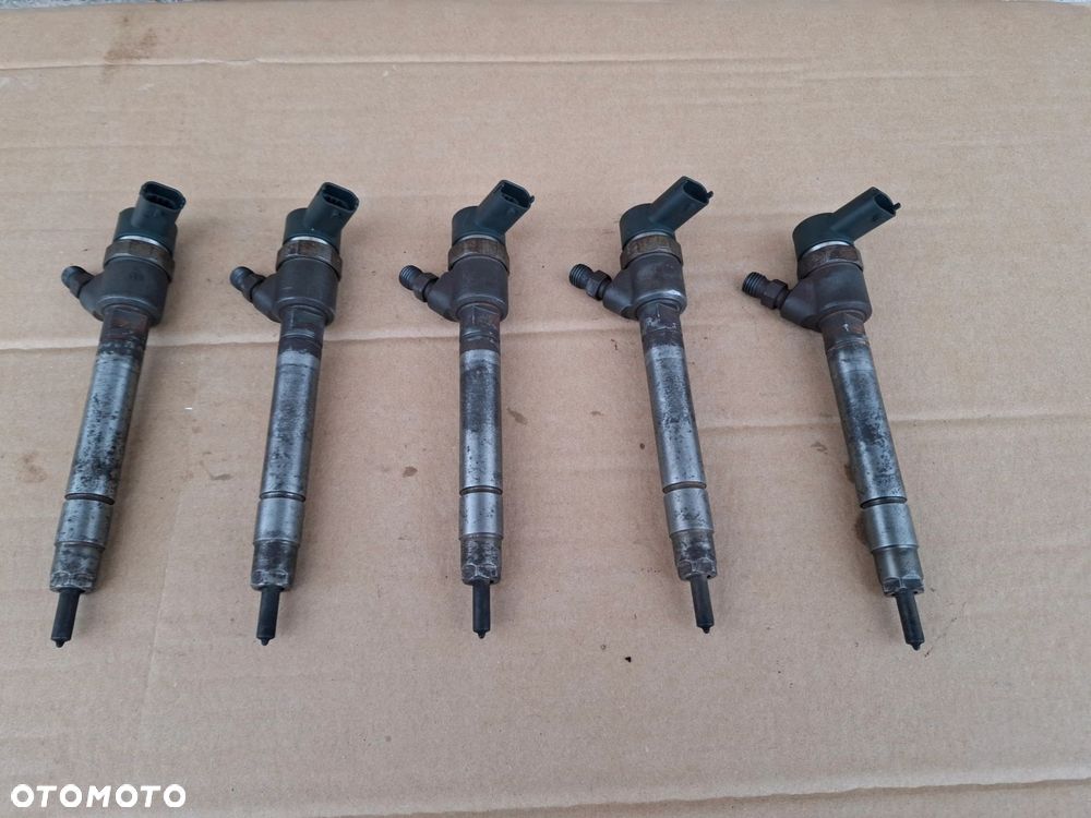 WTRYSK 2.4D 0445110251 VOLVO XC90 S60 V70 S80 XC70 C30 S40II - 2