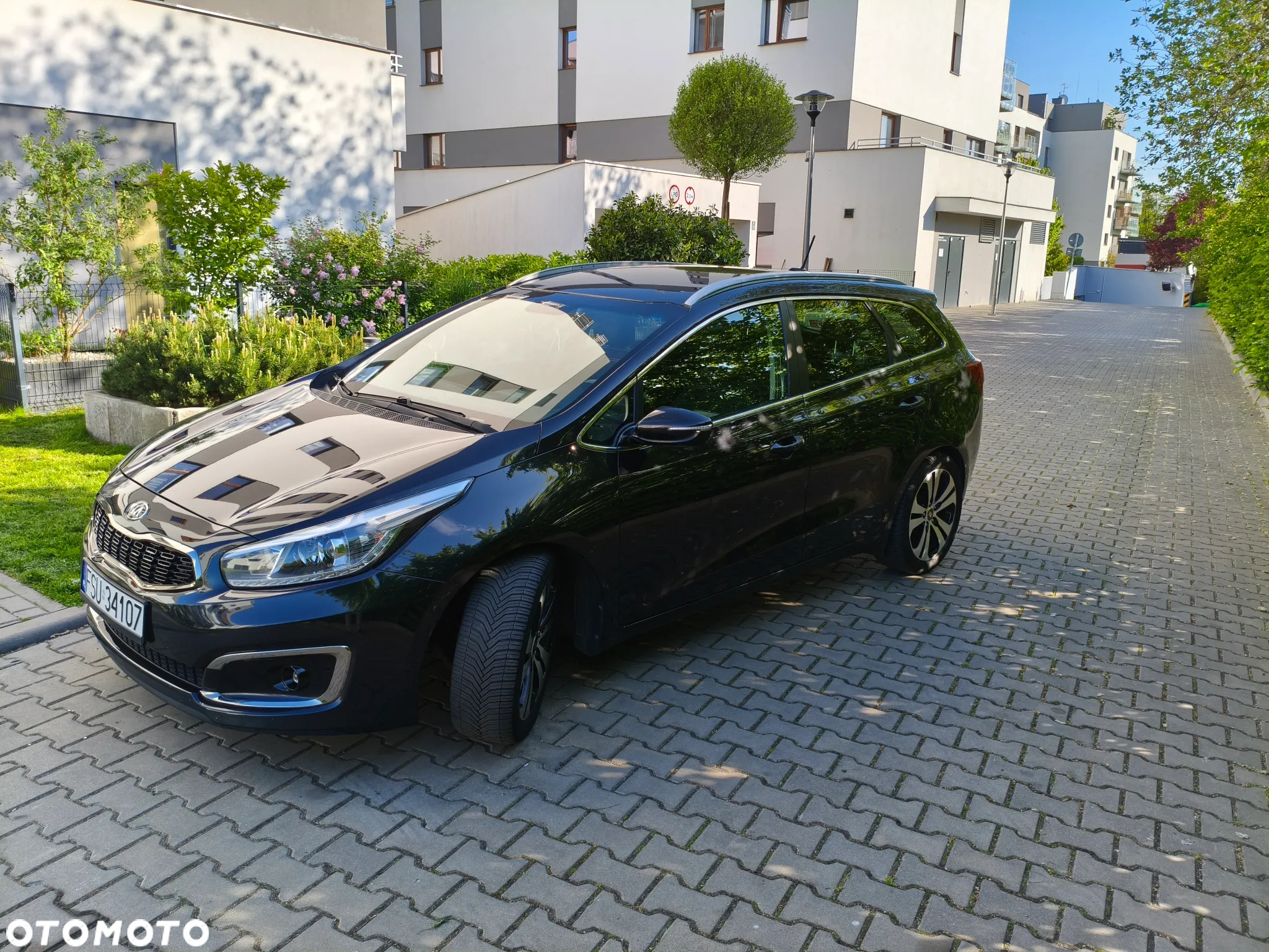 Kia Ceed 1.6 GDI Dream Team Edition - 8