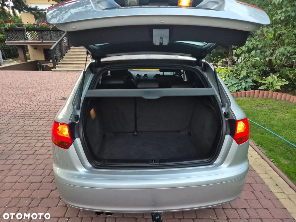 Audi A3 Sportback 2.0 TDI DPF S line Sportpaket (plus) - 18
