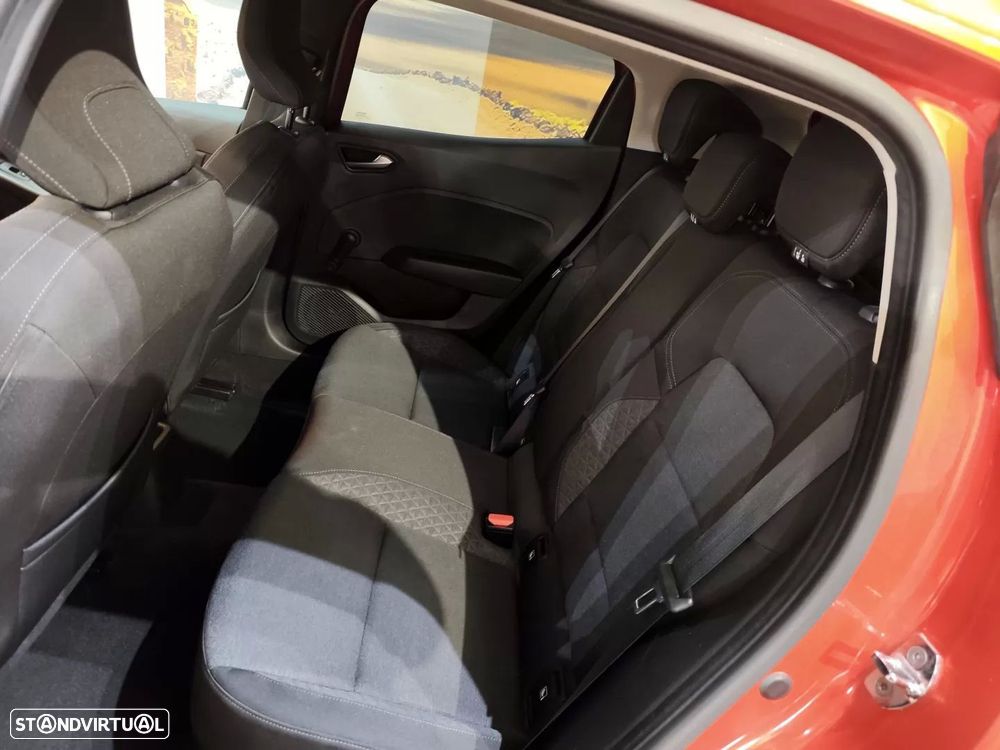 Renault Clio TCe 100 INTENS - 17