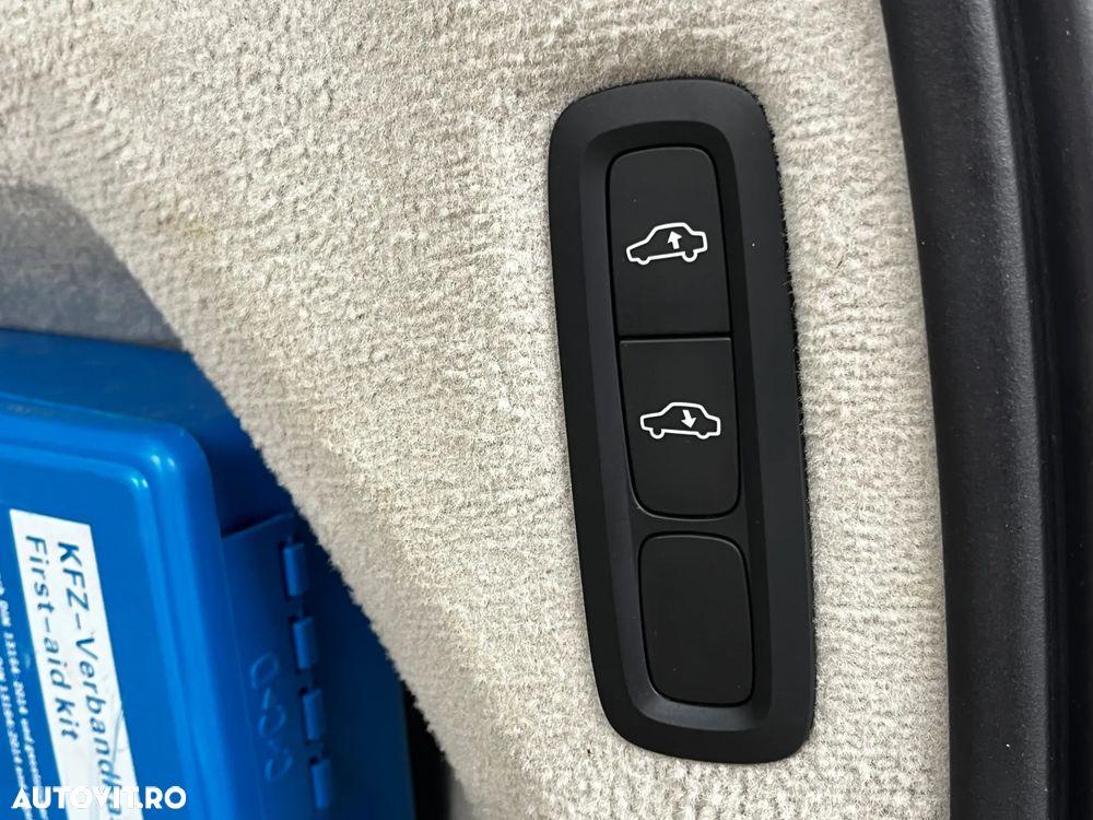 Volvo XC 90 T8 Twin Engine AWD Inscription - 28