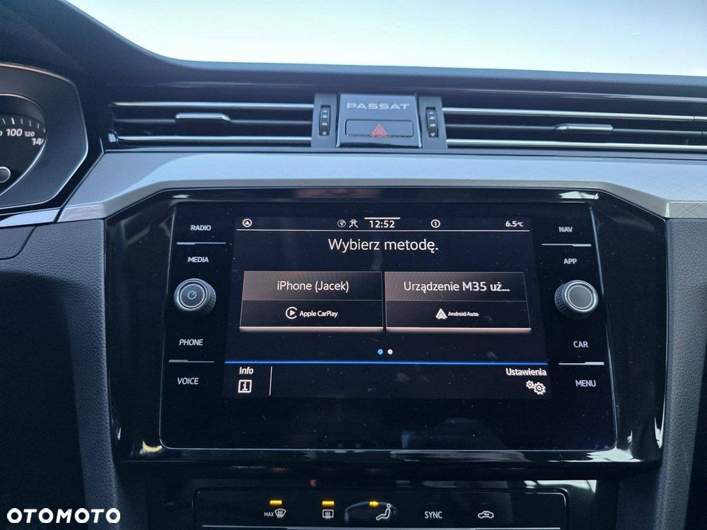 Volkswagen Passat - 25