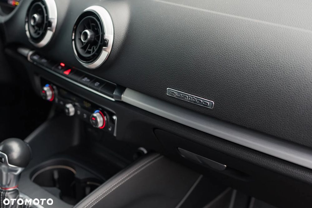 Audi S3 Sportback - 36