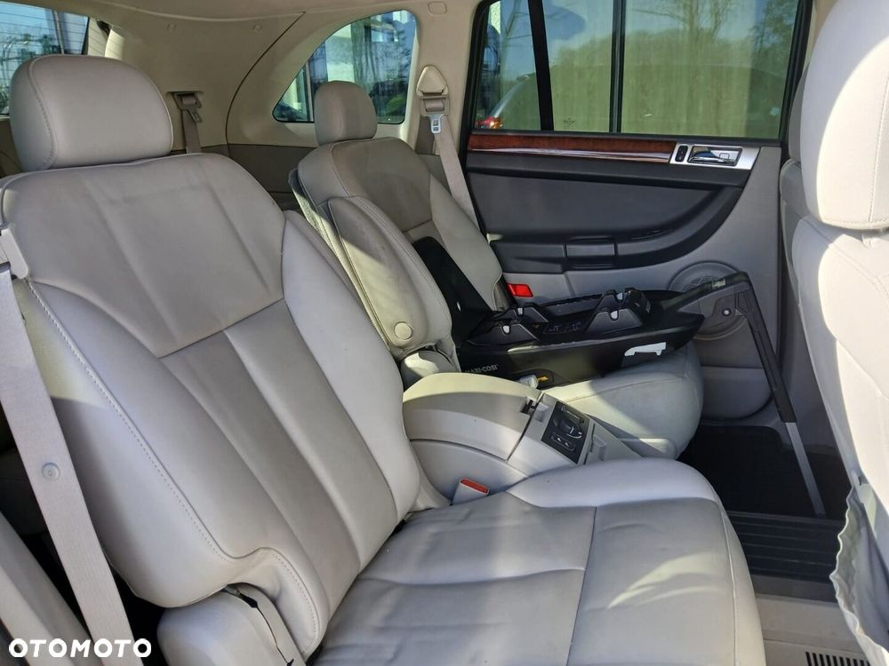 Chrysler Pacifica - 8