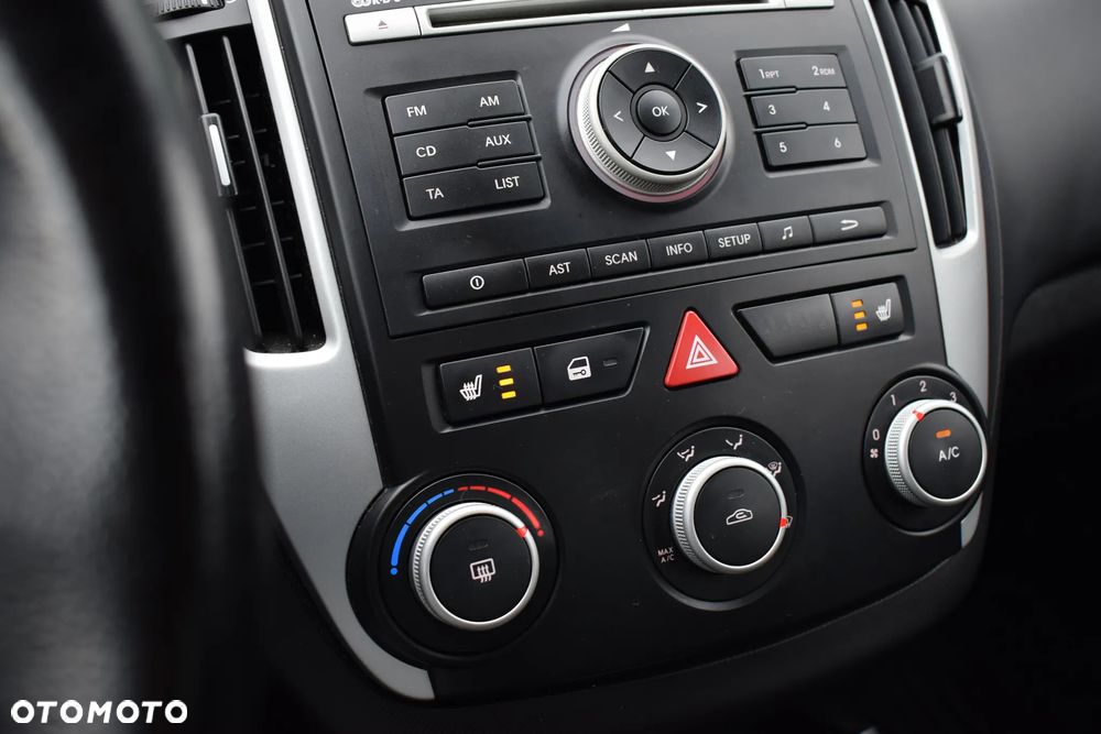 Kia Ceed 1.6 Comfort + - 21