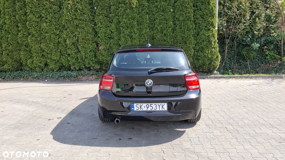 BMW Seria 1 114d - 5