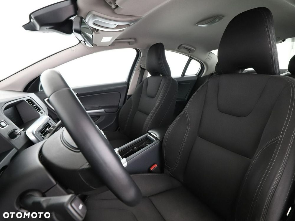 Volvo S60 D4 Kinetic - 14