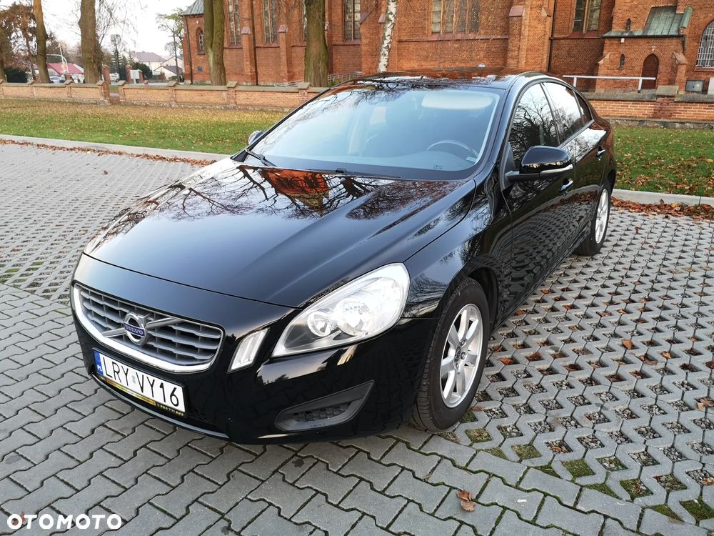 Volvo S60 T3 Edition - 17