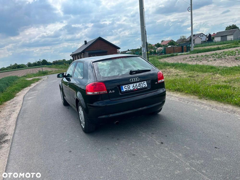 Audi A3 3-drzwiowe 1.6 Ambition - 7