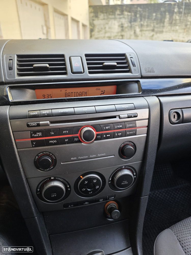 Mazda 3 Hatchback MZ-CD 1.6 Comfort - 11