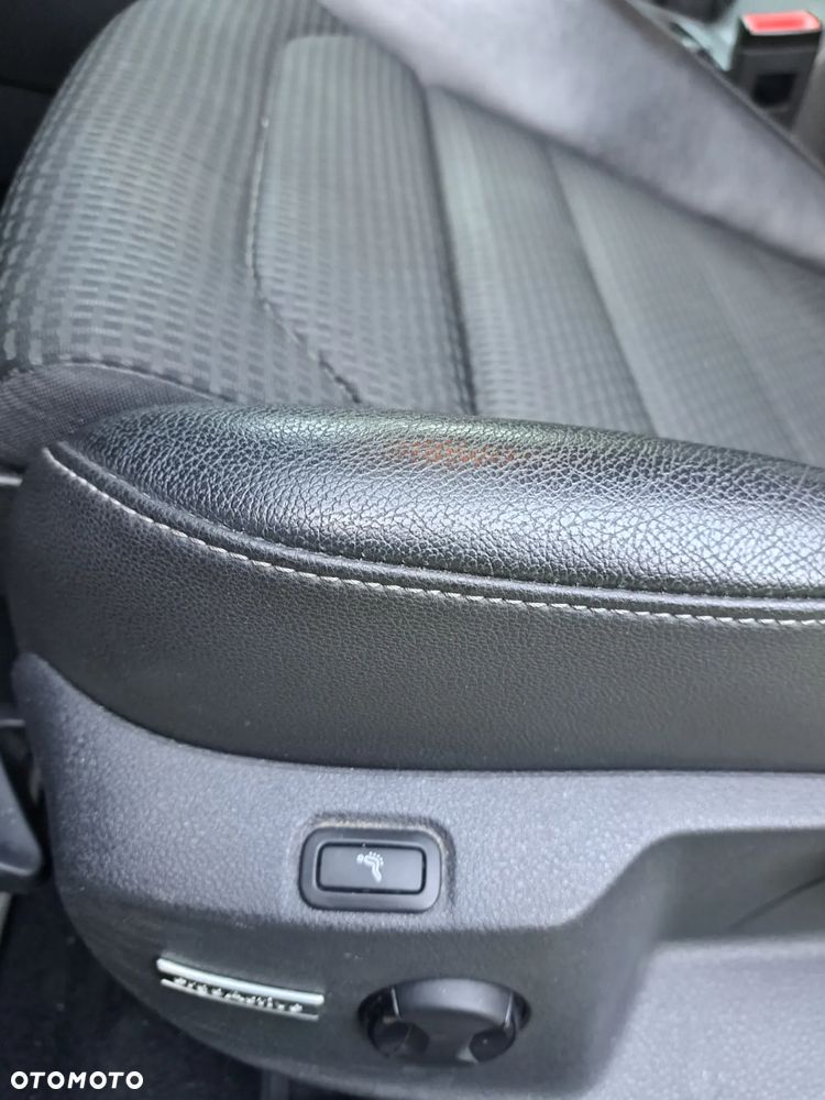 Volkswagen Golf 1.6 TDI BlueMotion Trendline - 4