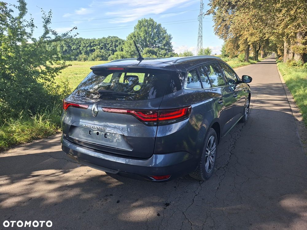 Renault Megane BLUE dCi 115 EQUILIBRE - 8