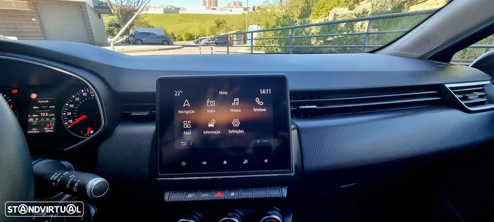Renault Clio TCe 100 INTENS - 17