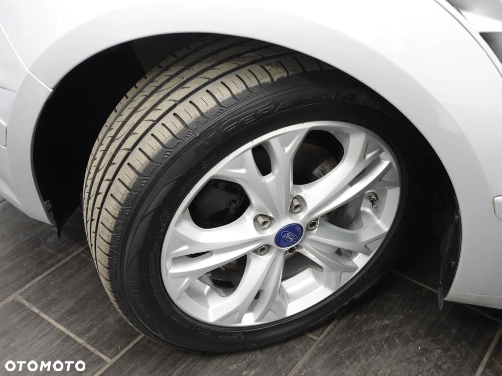Ford S-Max 2.0 TDCi Titanium - 18