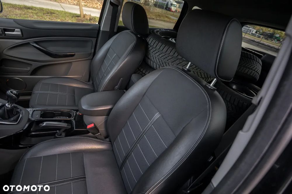 Ford Kuga 2.0 TDCi 4x4 Titanium - 20