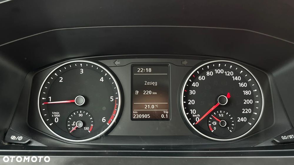 Volkswagen Transporter - 24