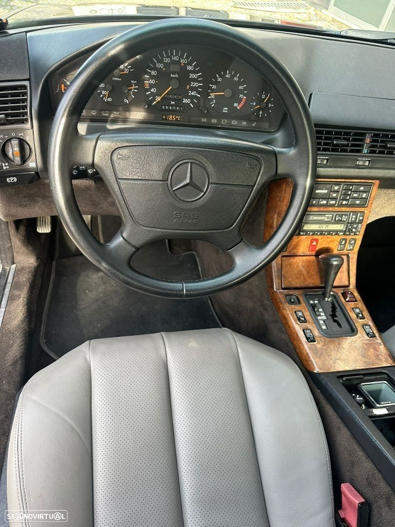 Mercedes-Benz SL 300 - 8