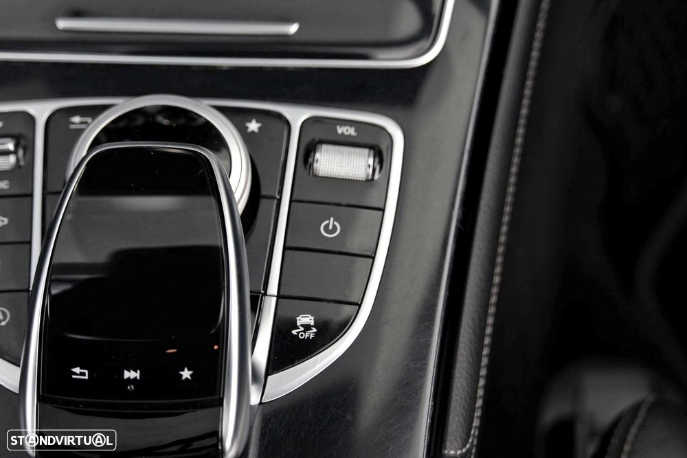 Mercedes-Benz GLC 250 d AMG Line 4-Matic - 32