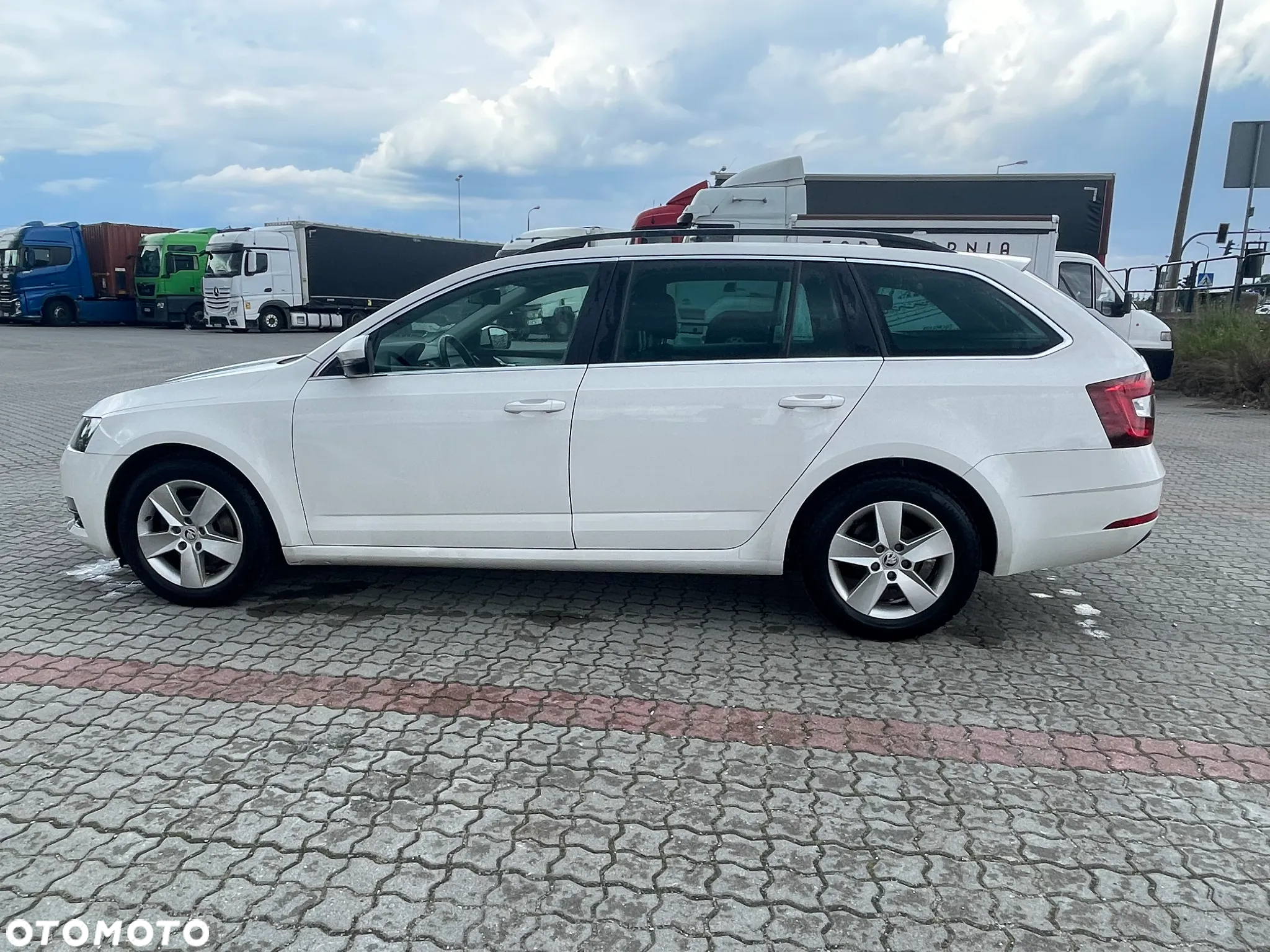 Skoda Octavia 1.4 TSI Ambition - 4