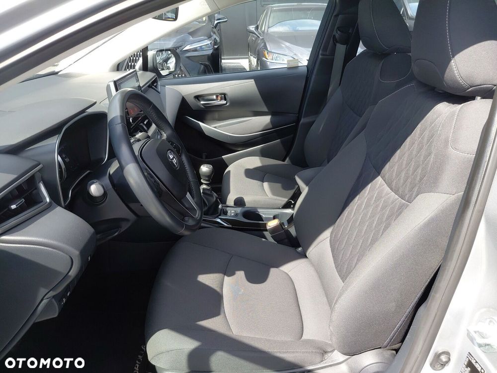 Toyota Corolla - 15