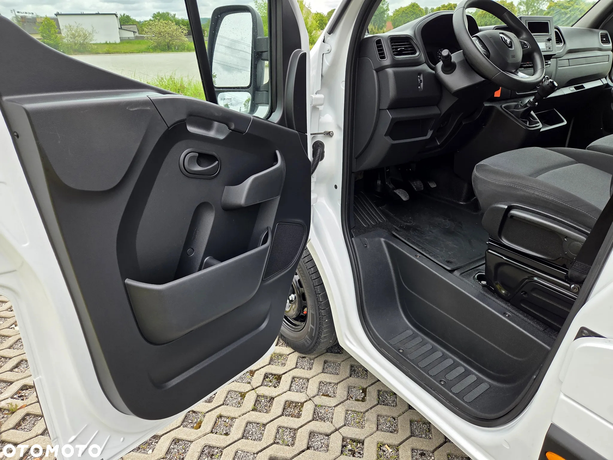 Renault Master - 25
