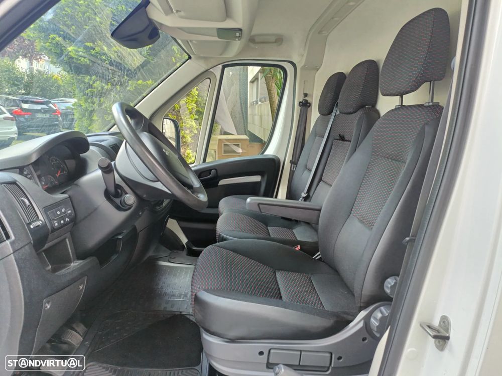 Peugeot BOXER 2.2 BlueHDI 435 L4H2 Asphalt - 10