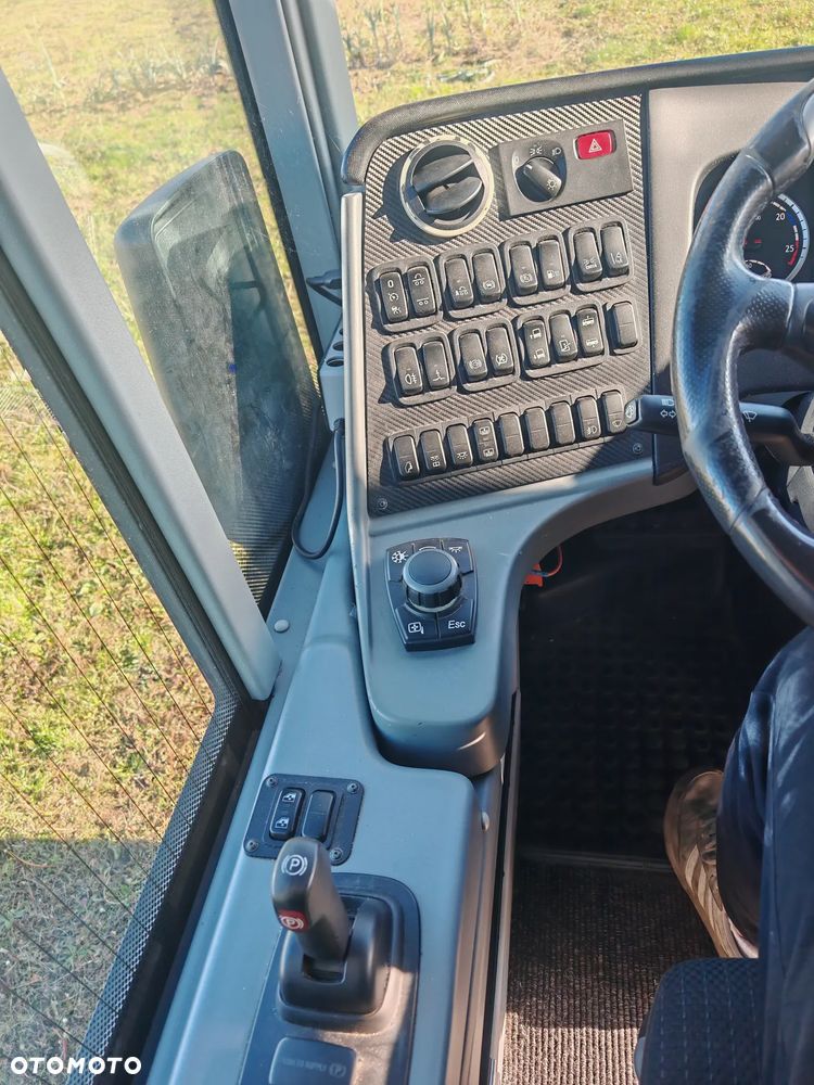 Scania Vanholl TX 16 - 18
