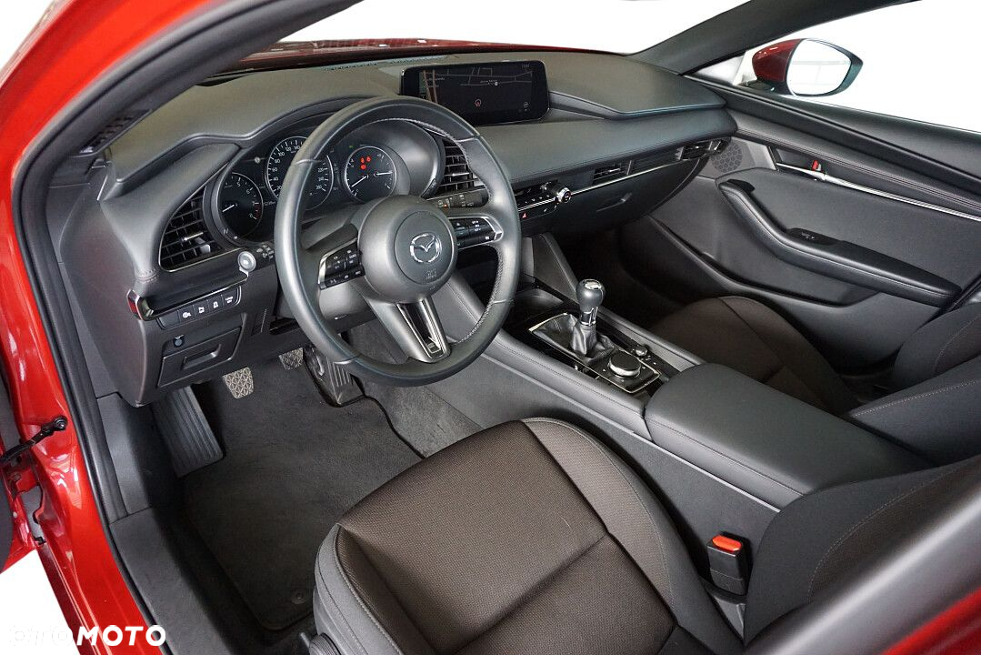 Mazda 3 - 7