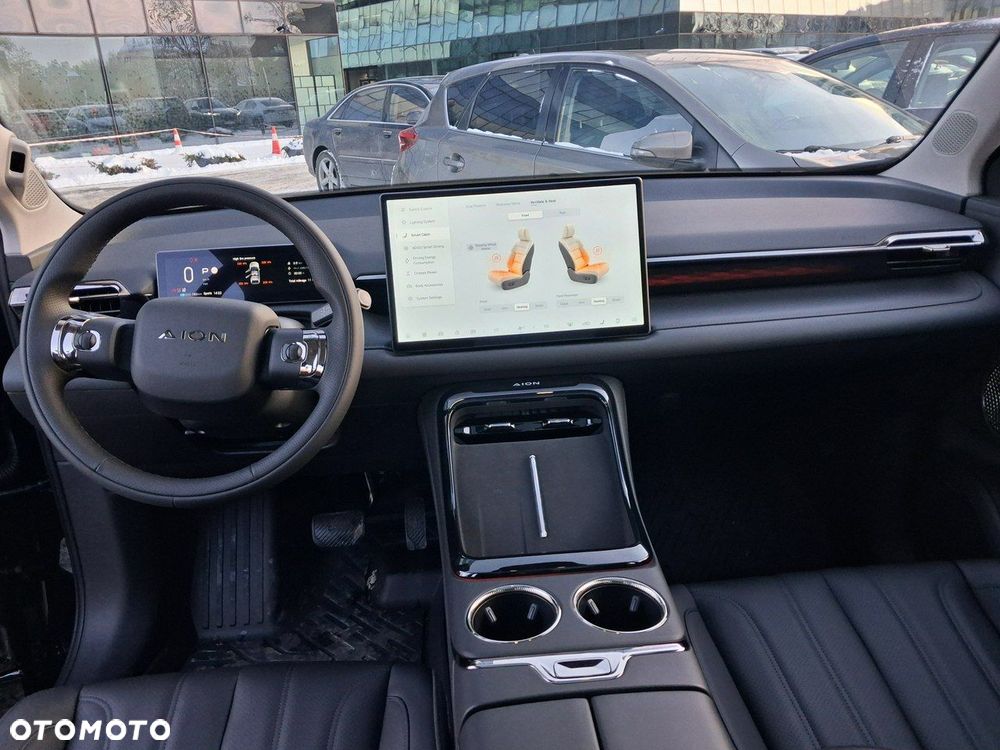 GAC AION V - 18