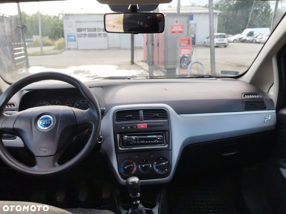 Fiat Punto 1.2 8V Active - 11