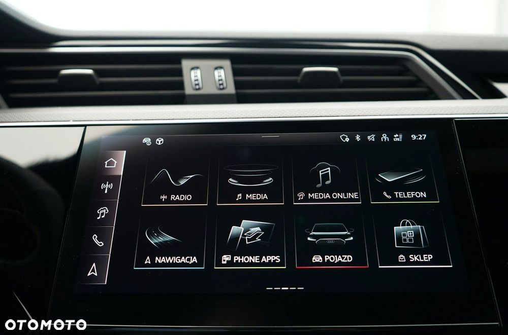 Audi SQ8 e-tron - 32