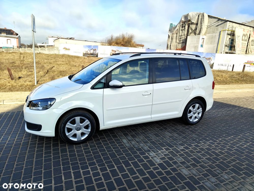 Volkswagen Touran 2.0 TDI DPF BlueMotion Technology Comfortline - 1