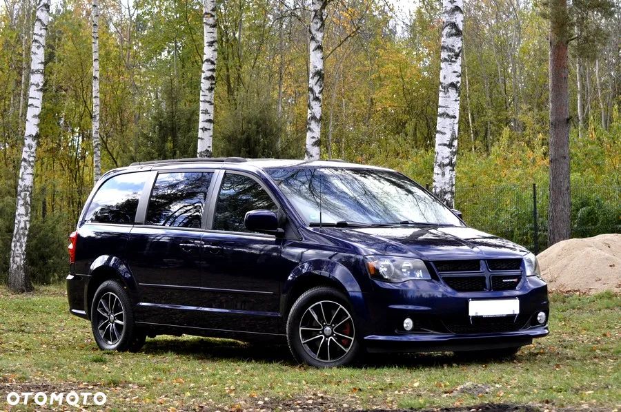 Dodge Grand Caravan - 2