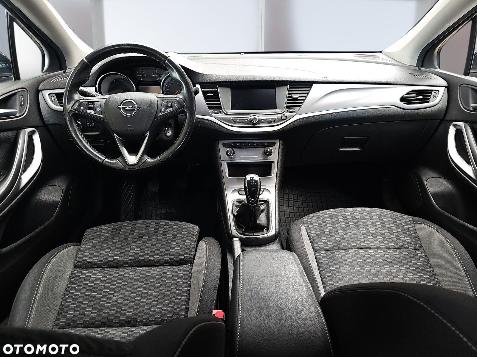 Opel Astra V 1.5 CDTI Edition S&S - 10