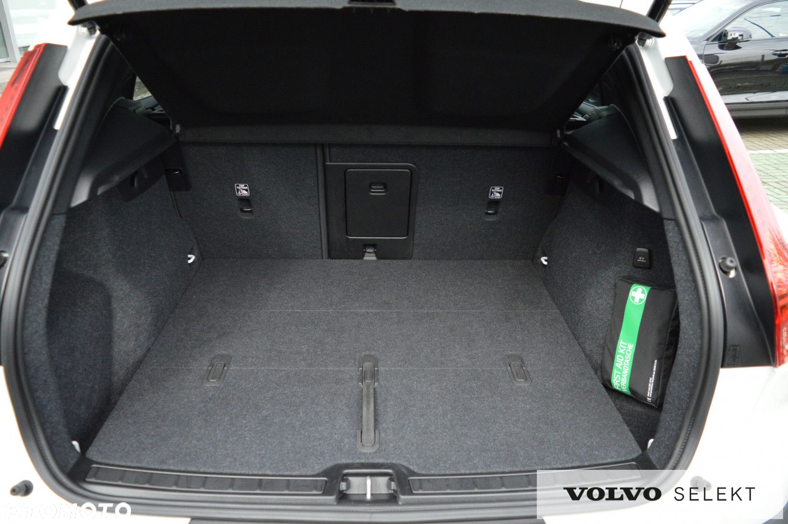 Volvo XC 40 - 36