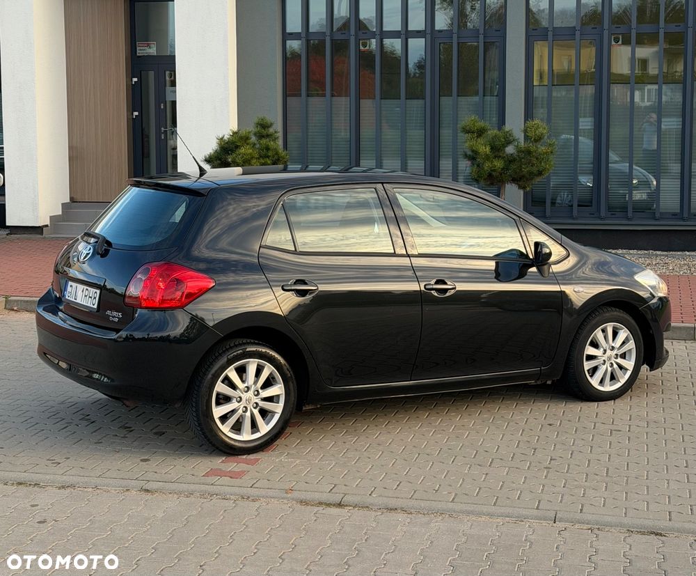 Toyota Auris 2.0 D-4D Premium - 4