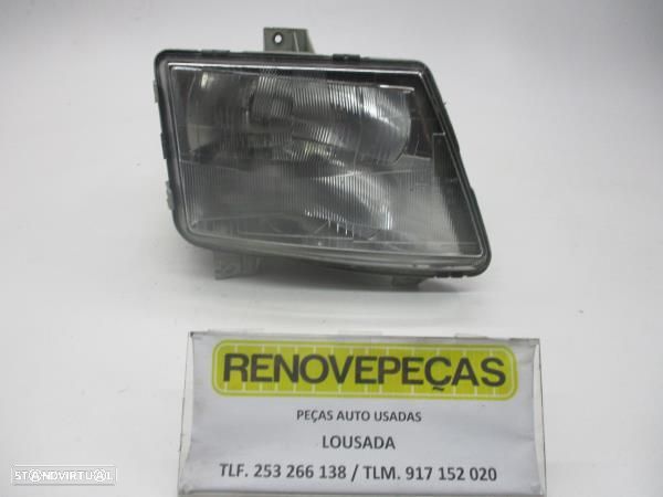 Otica / Farol Dto Mercedes-Benz Vito Caixa (638) - 1