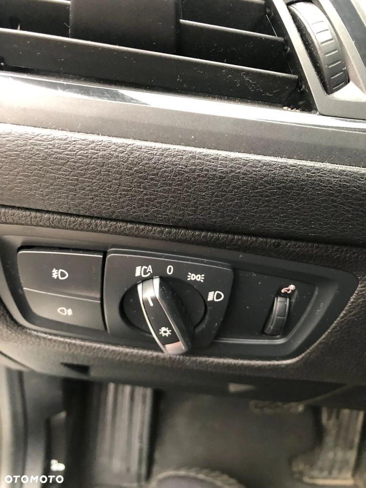 BMW Seria 1 118i - 12