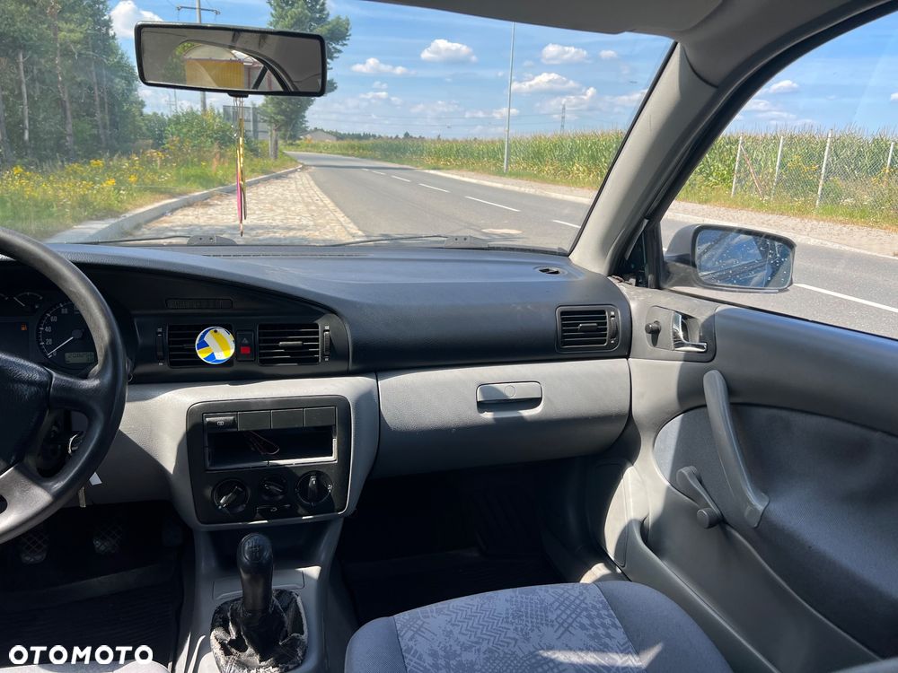 Skoda Octavia 1.6 Classic - 8