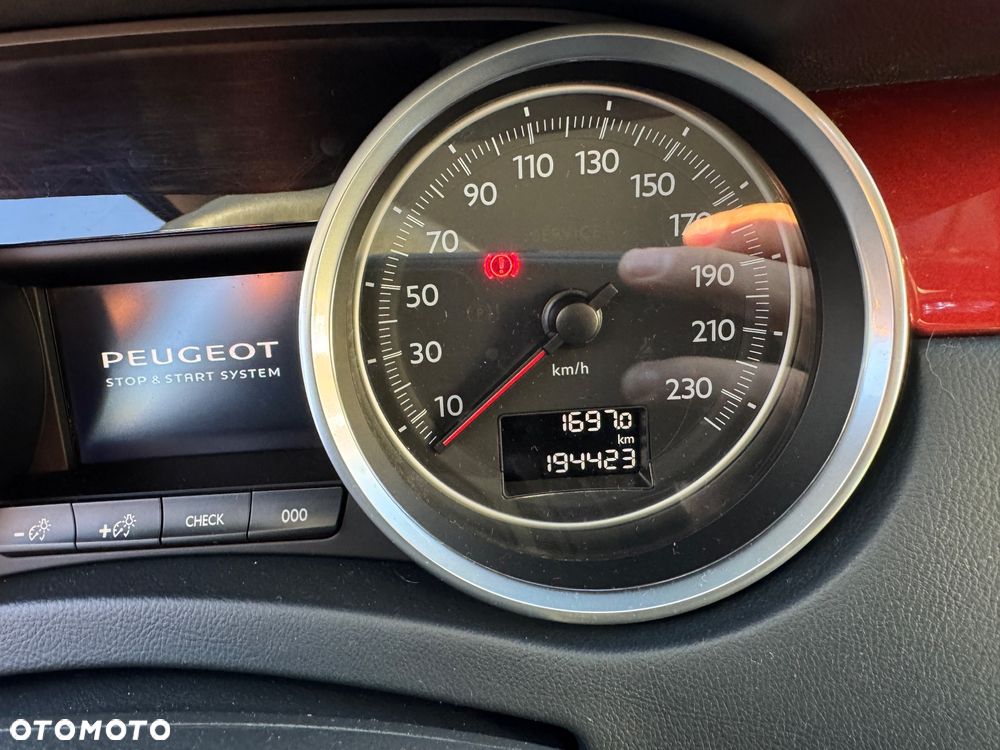 Peugeot 508 RXH BlueHDi 180 EAT6 Stop&Start - 12