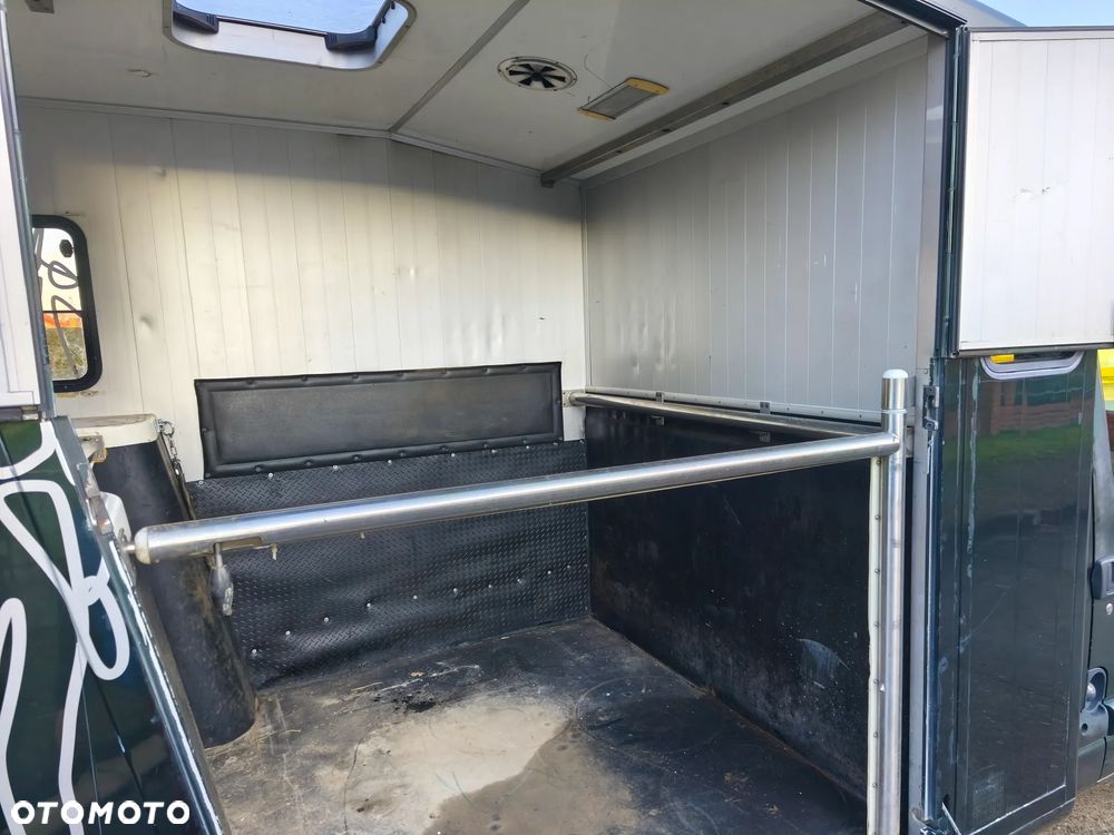 Renault Master Koniowóz 2.5dci Klima Automat - 17