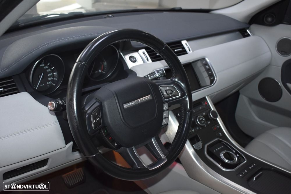 Land Rover Range Rover Evoque 2.2 TD4 Prestige Auto - 28