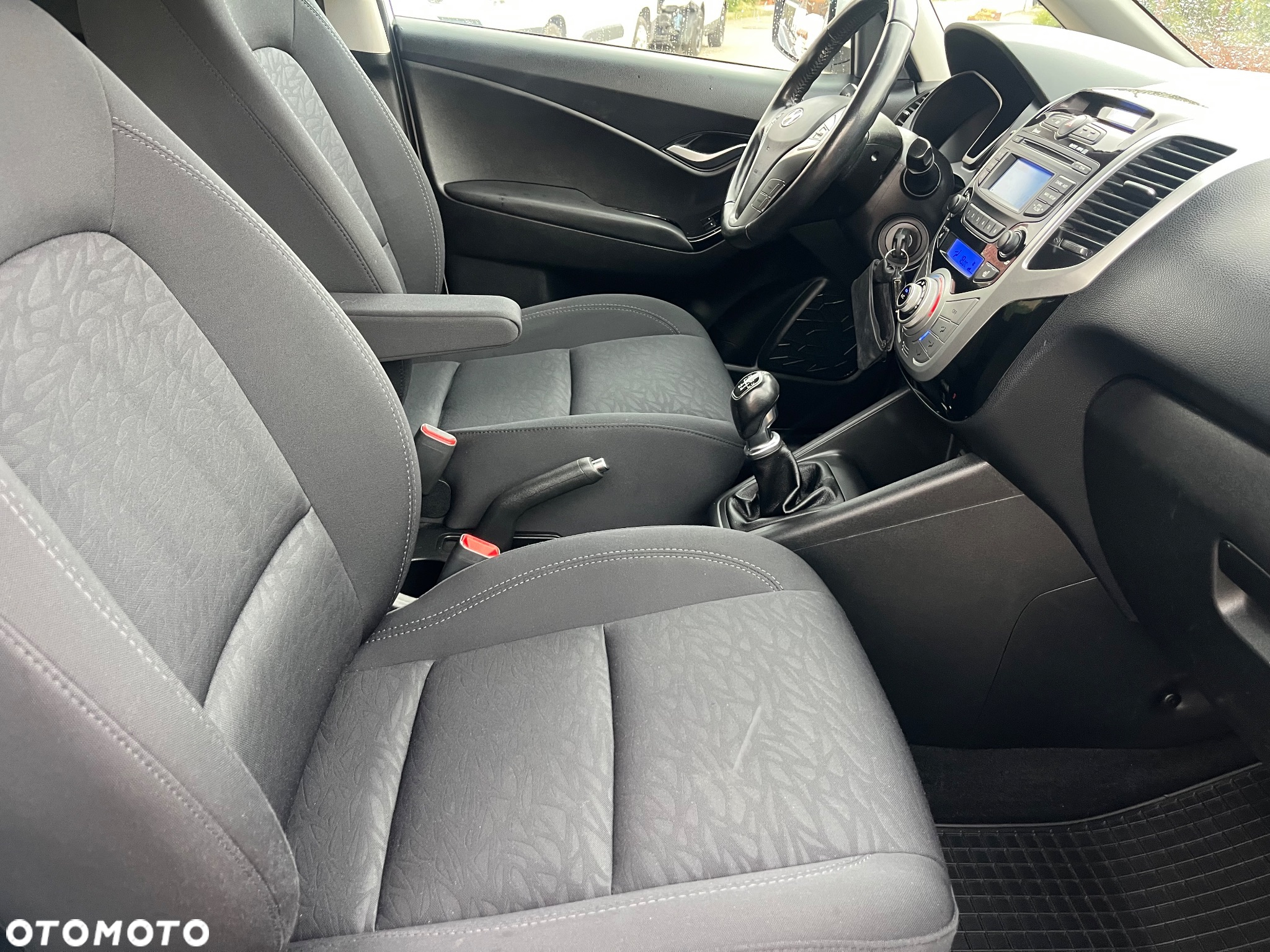 Hyundai ix20 1.4 blue Comfort - 9