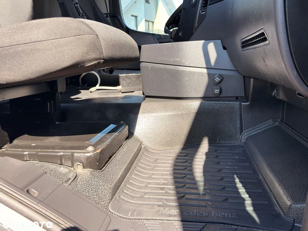 Mercedes-Benz Bramowiec Fornal NKR Euro 6 - 24