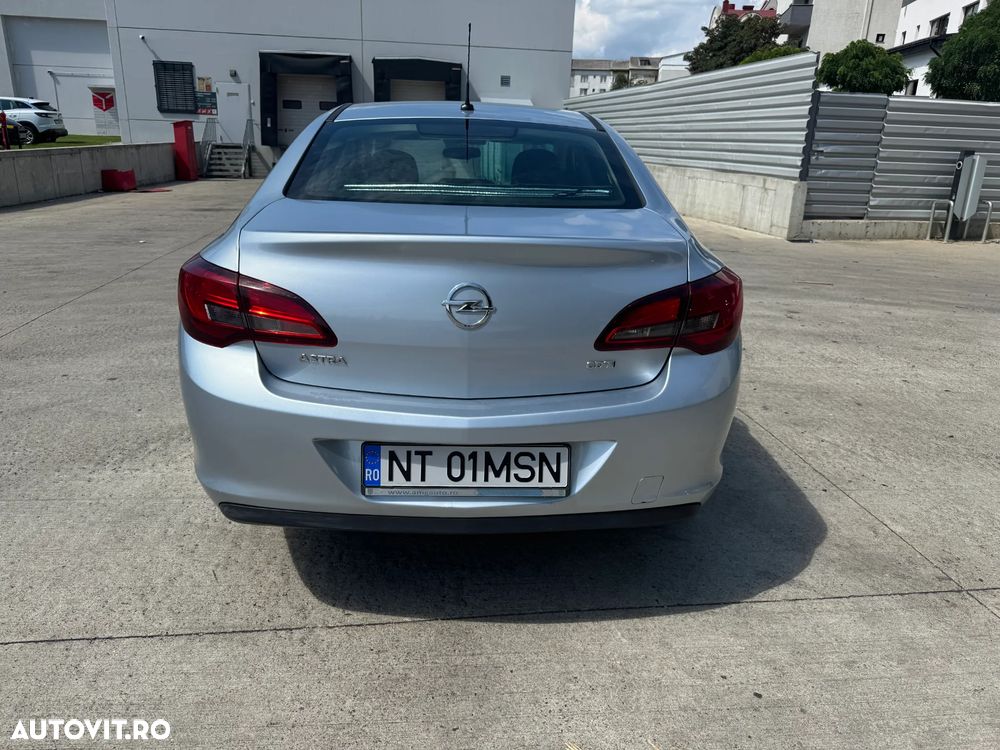 Opel Astra 1.6 CDTI ECOTEC ECOFlex Start/Stop Enjoy - 2